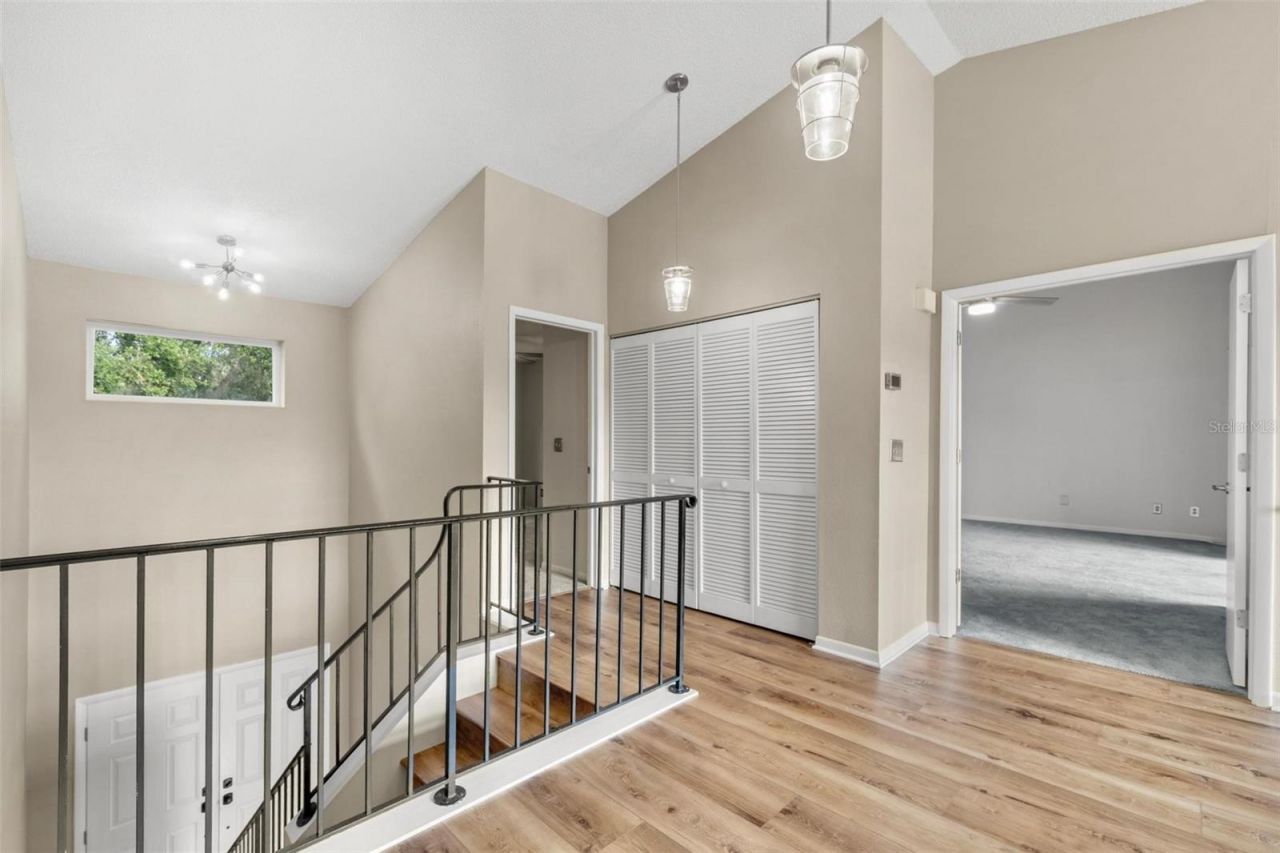 846 Glades Court Ne, Saint Petersburg, FL 33702 Photo