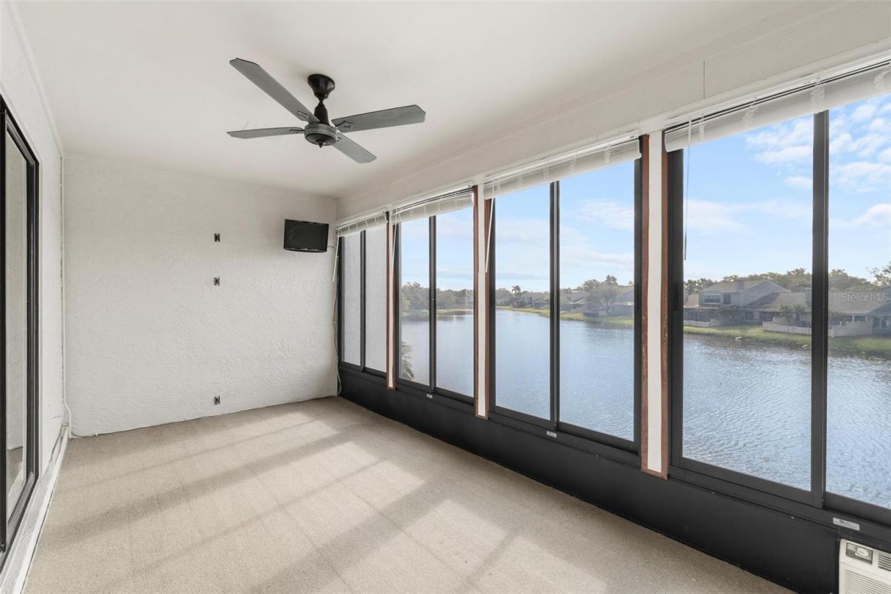 846 Glades Court Ne, Saint Petersburg, FL 33702 Photo