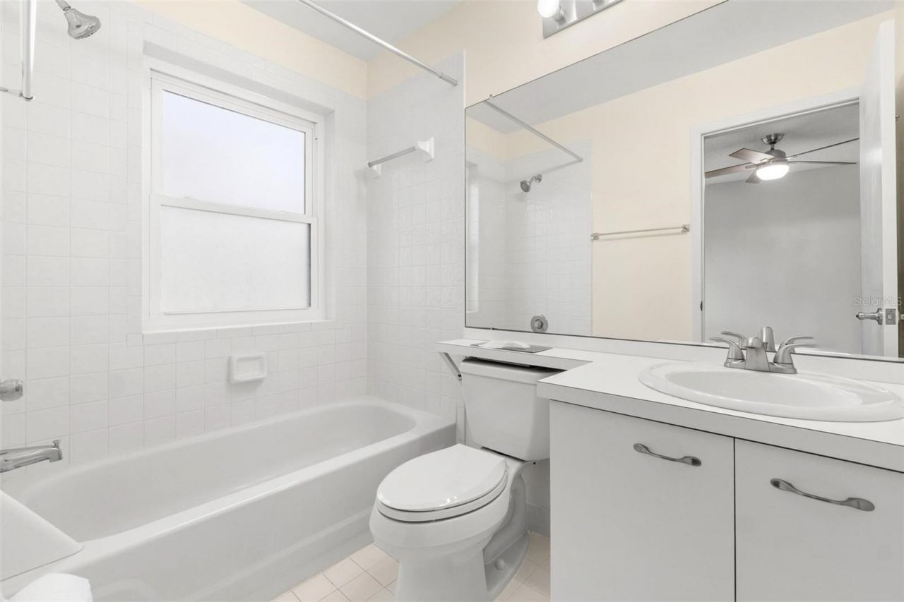 846 Glades Court Ne, Saint Petersburg, FL 33702 Photo