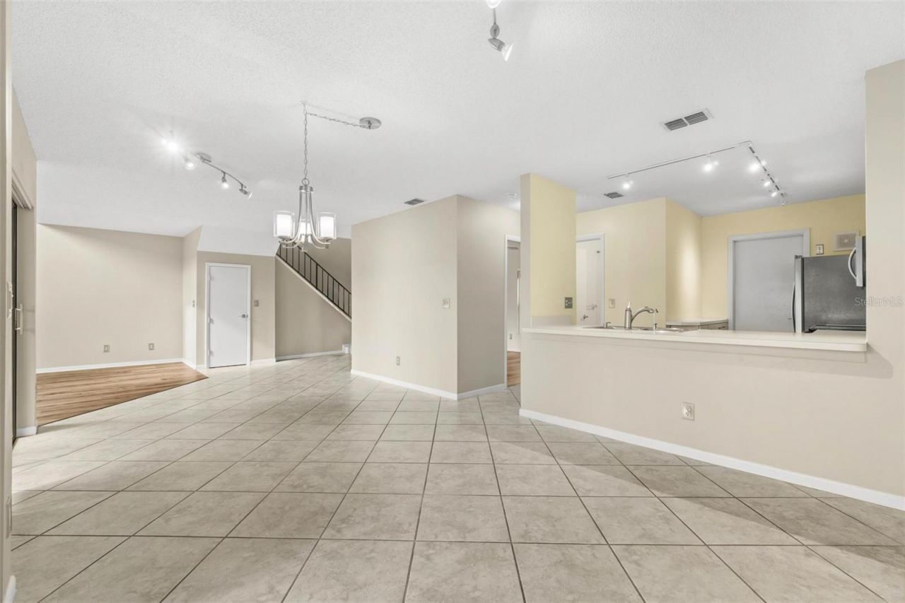 846 Glades Court Ne, Saint Petersburg, FL 33702 Photo