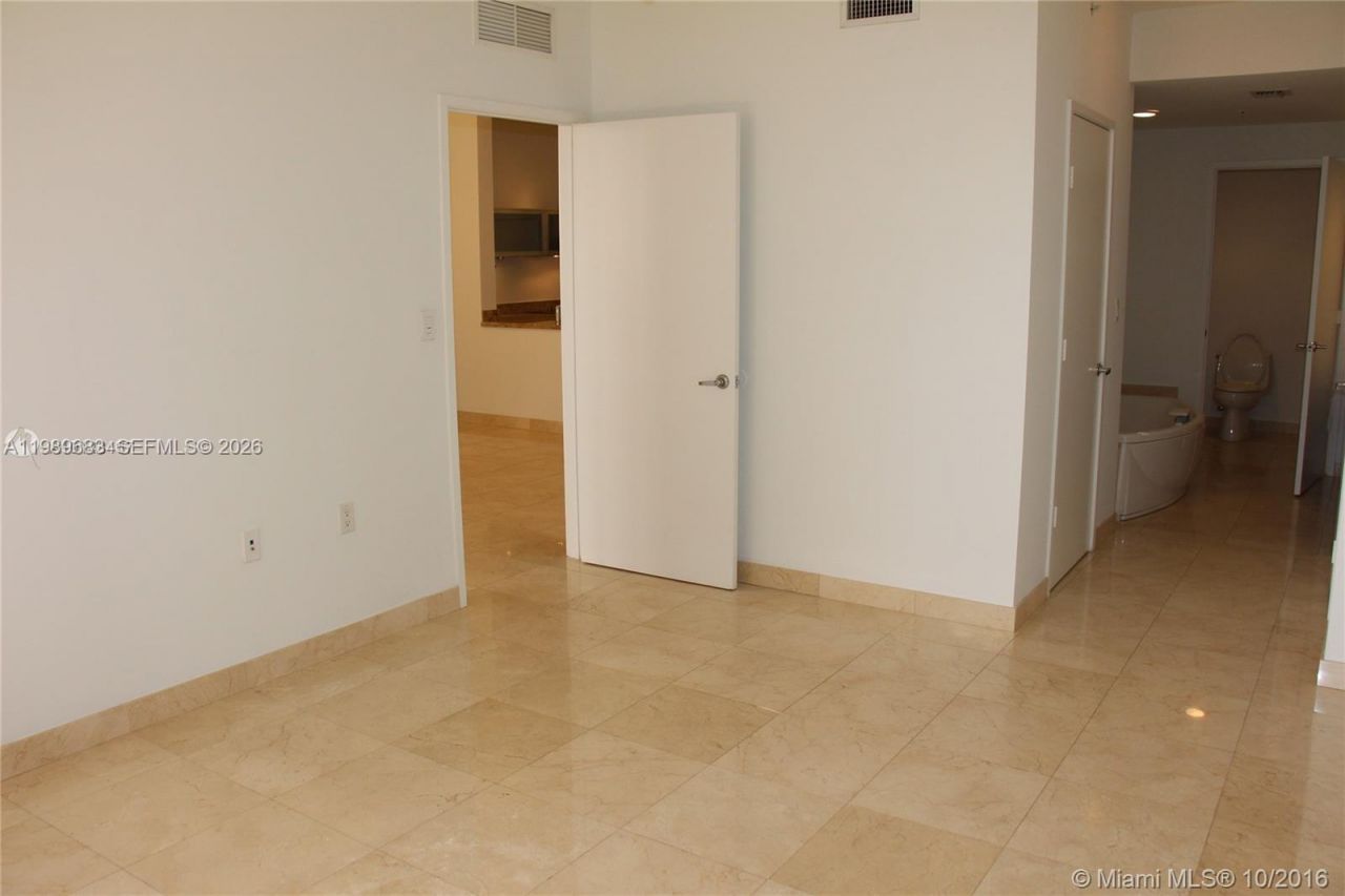 16275 Collins Av , Unit 2303, Sunny Isles Beach, FL 33160 Photo