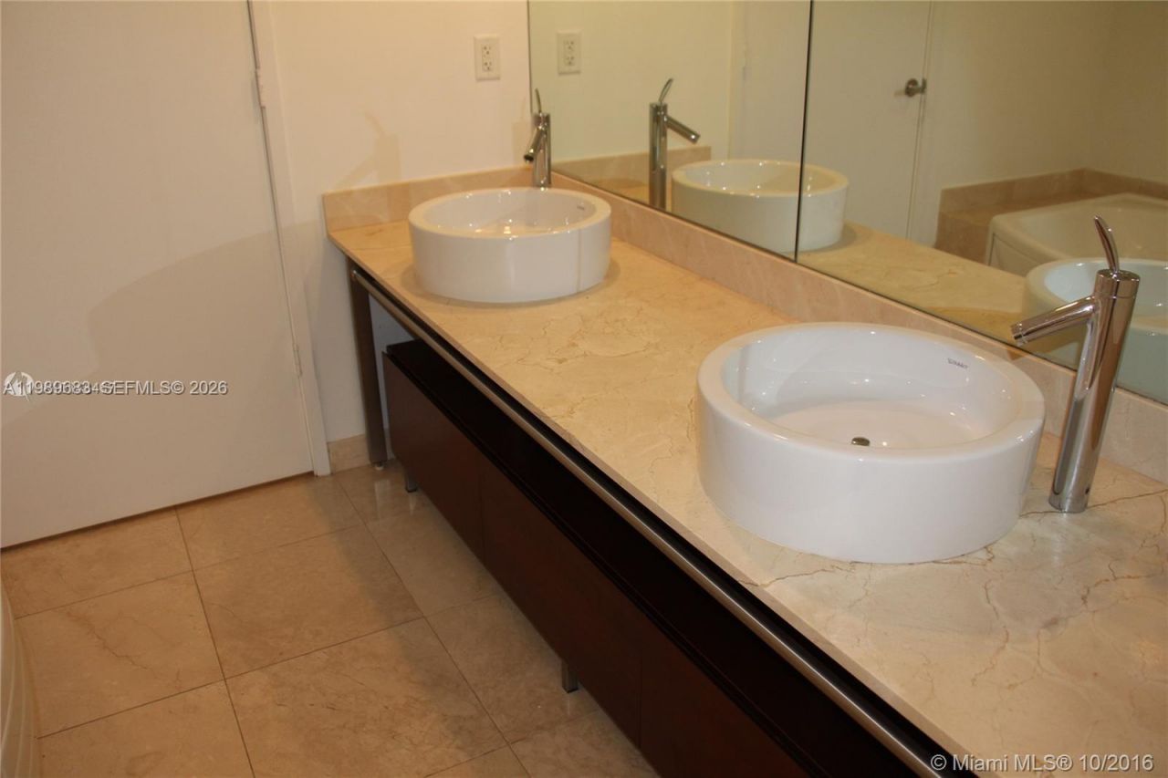 16275 Collins Av , Unit 2303, Sunny Isles Beach, FL 33160 Photo