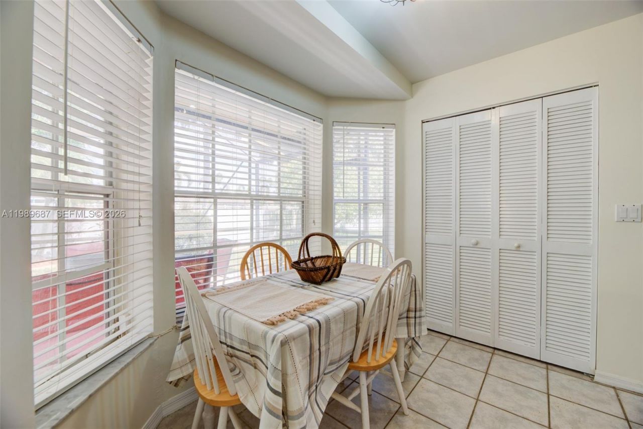 13393 NW 7th St , Plantation, FL 33325 Photo