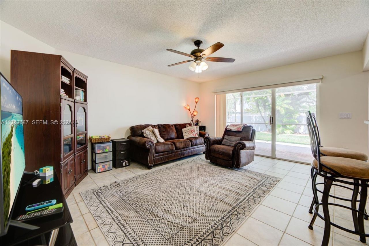 13393 NW 7th St , Plantation, FL 33325 Photo