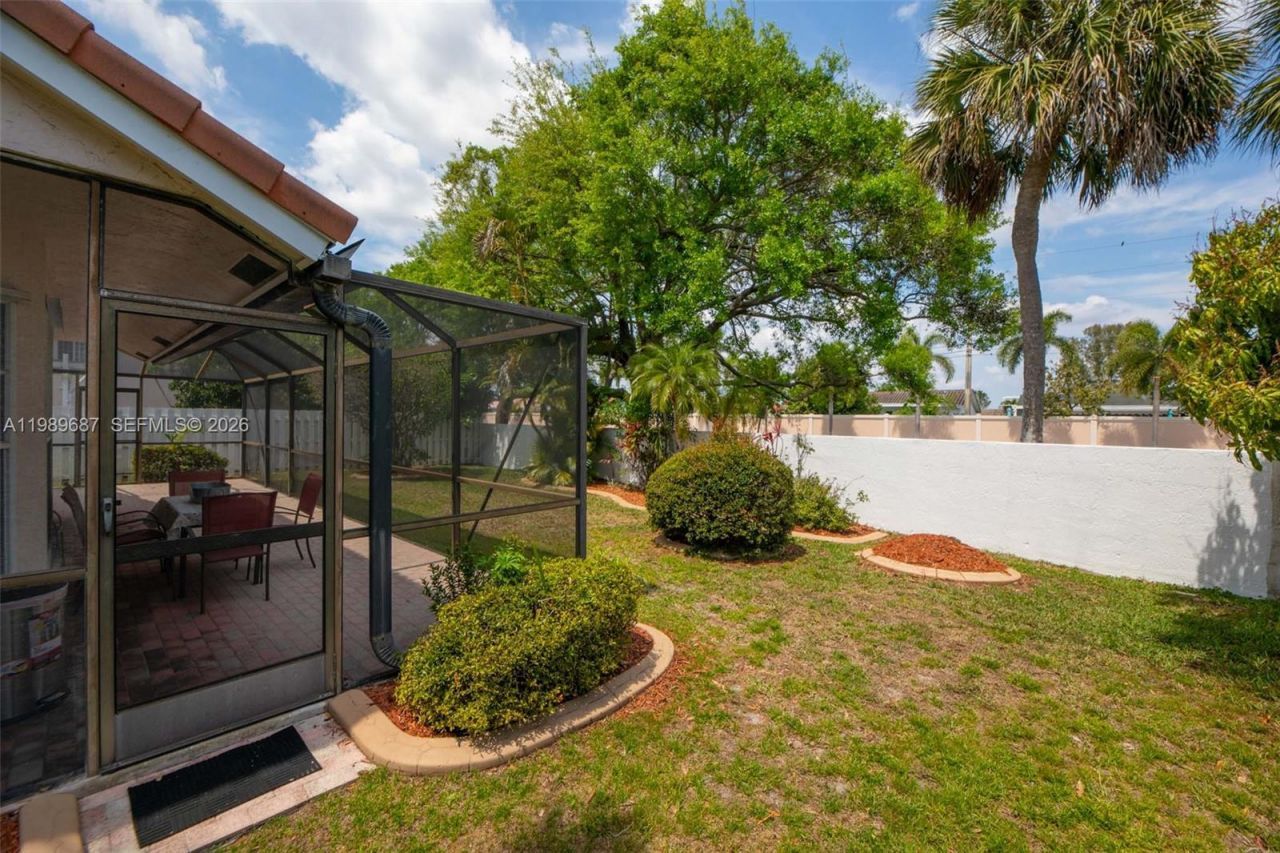 13393 NW 7th St , Plantation, FL 33325 Photo