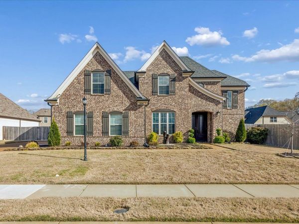 9758 WOODLAND SLOPE DR, Cordova, TN 38018
