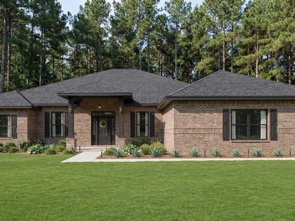 7965 Twin Lake Dr, Milton, FL 32583