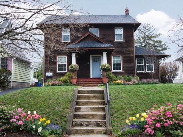 101 Brookside Ave, Hawthorne, NJ 07506