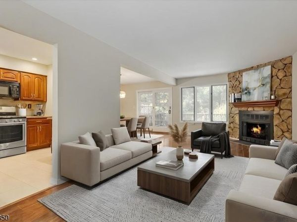 83 Patriots Rd, Parsippany-Troy Hills, NJ 07950