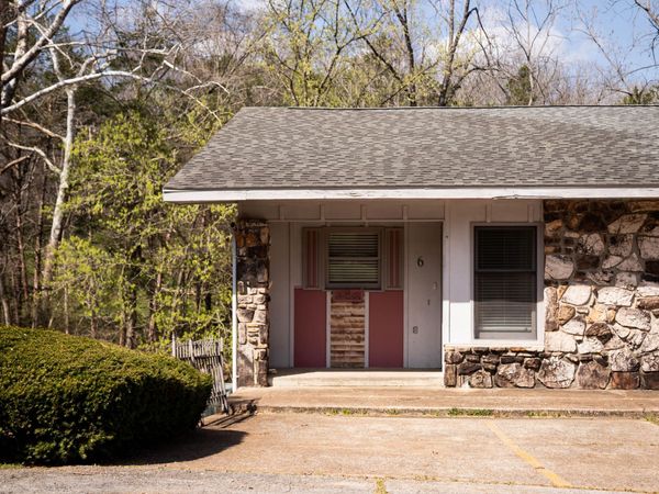 6 Akokisa Drive, Cherokee Village, AR 72525