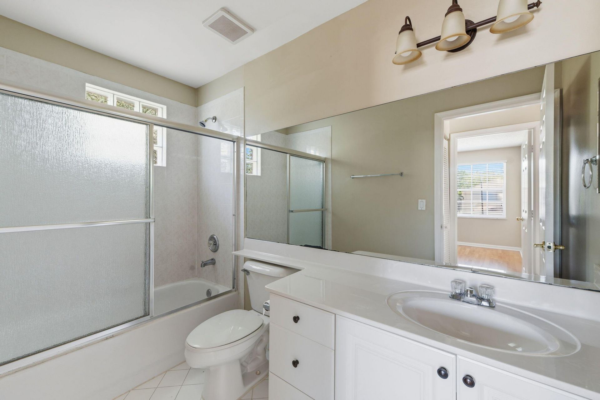 6334 Stonehurst Circle, Lake Worth, FL 33467 Photo