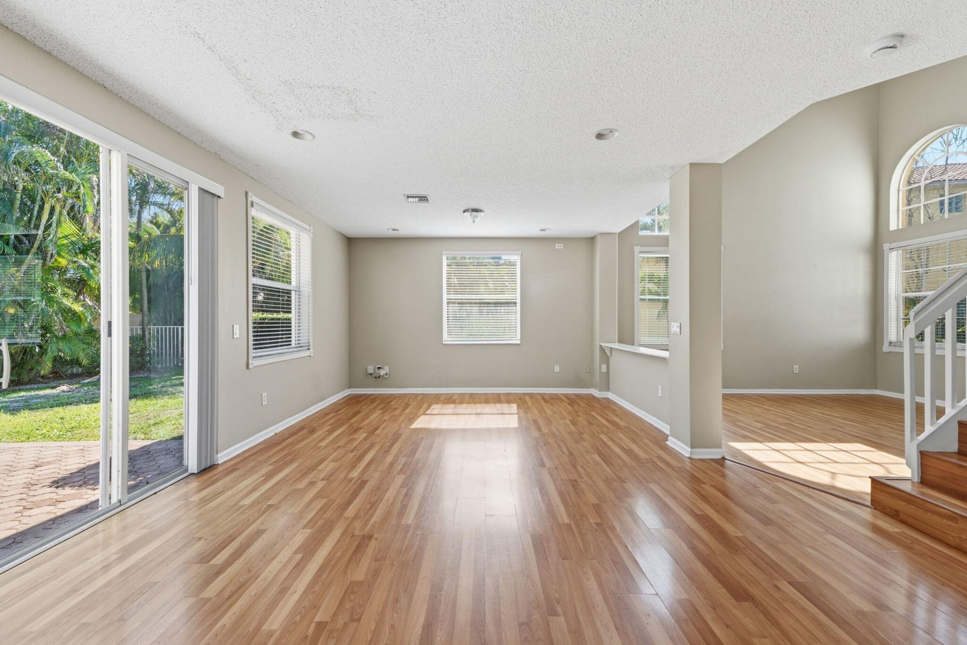 6334 Stonehurst Circle, Lake Worth, FL 33467 Photo