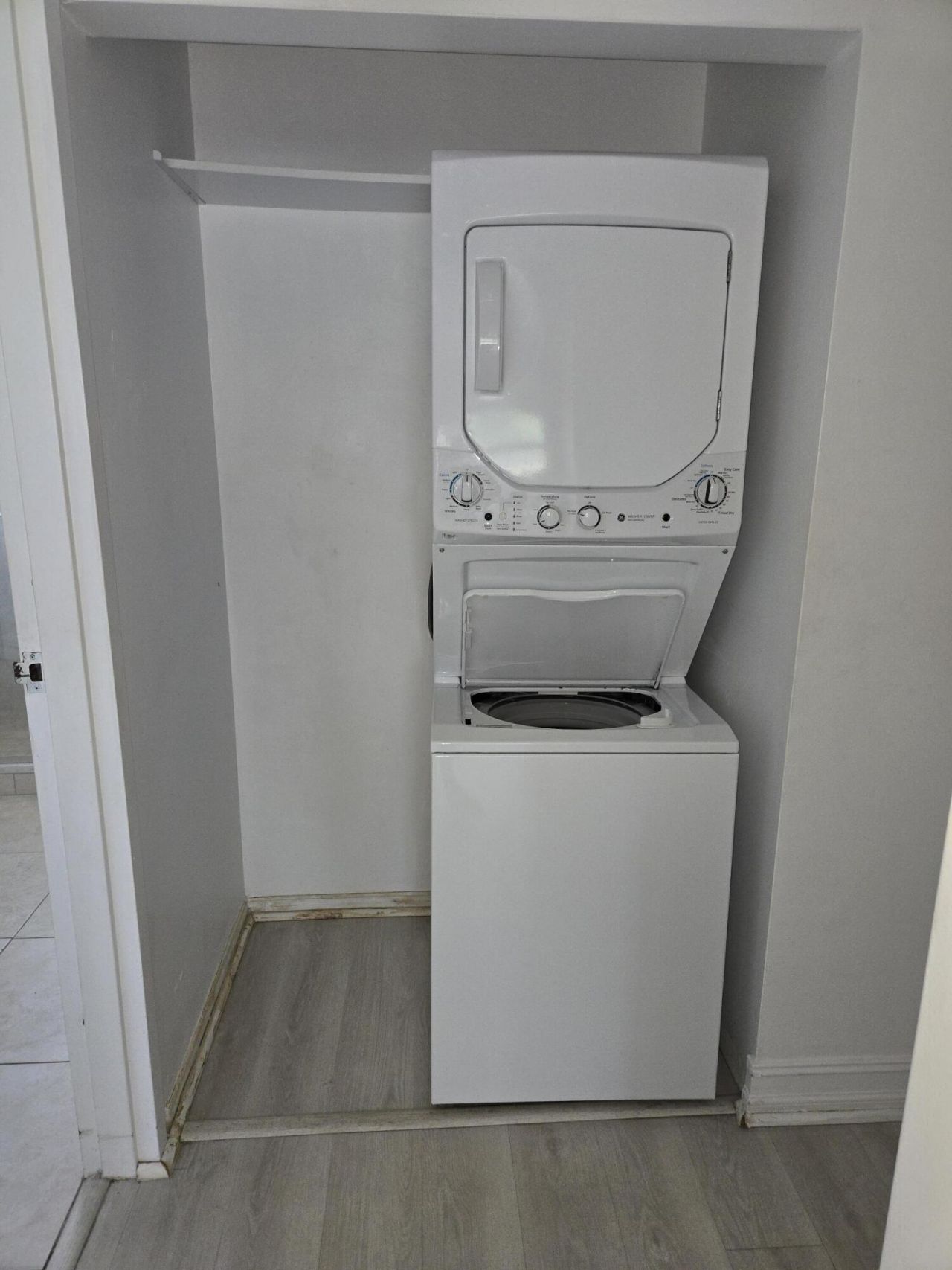 3755 Via Poinciana, Unit 108, Lake Worth, FL 33467 Photo