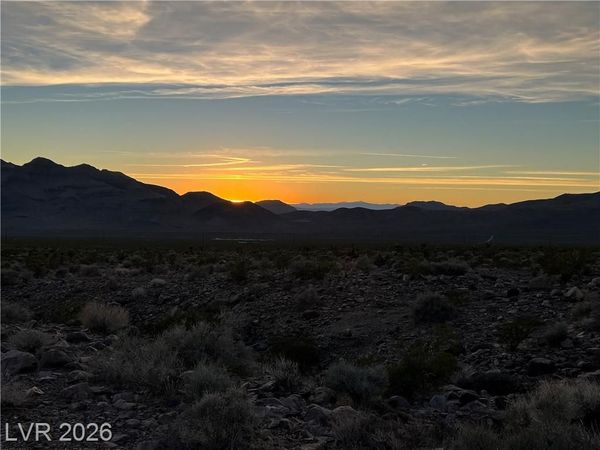 560 W Ohio Road , Pahrump, NV 89020