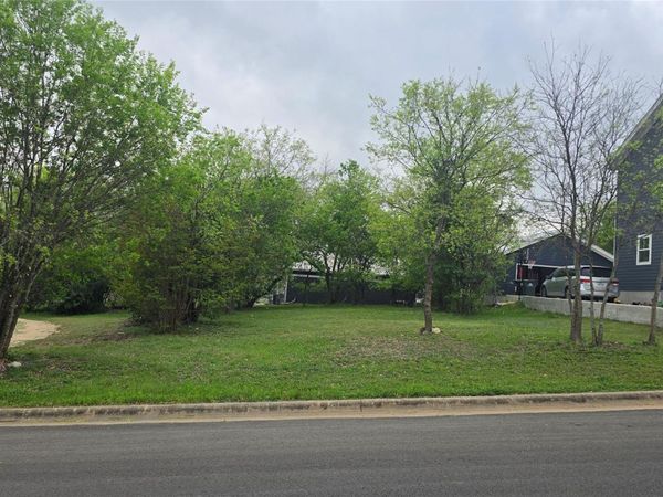 406 E 4th ST, Georgetown, TX 78626