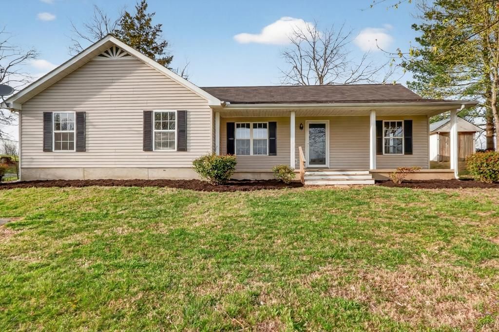 4721 Highway 52 E, Lafayette, TN 37083 Main Photo