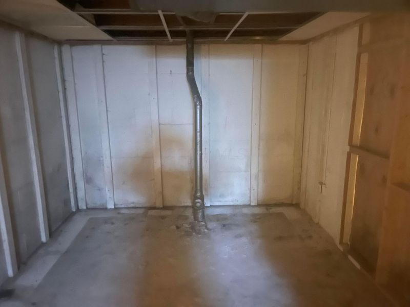 1806 Balsamridge Road, Columbus, OH 43229 Photo 11