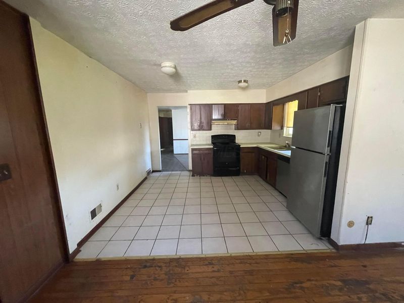 1806 Balsamridge Road, Columbus, OH 43229 Photo 3