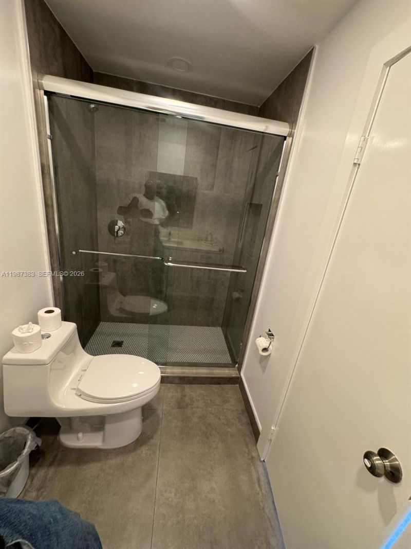 534 NE 195th St, Miami, FL 33179 Photo