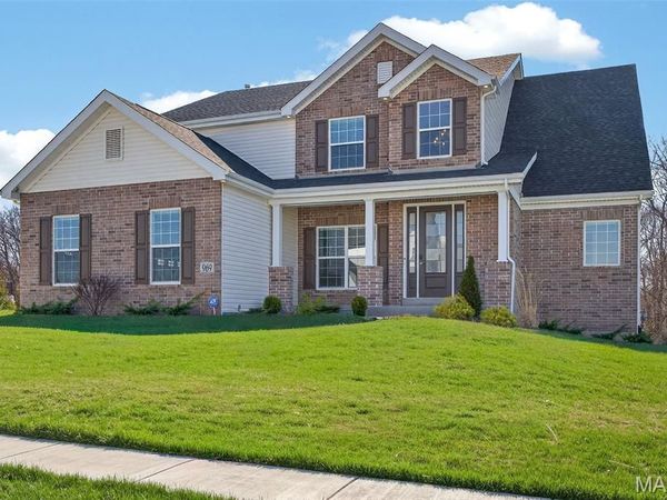 969 Tara Court, Chesterfield, MO 63005