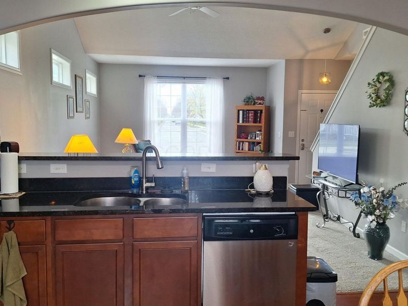 5600 Tygart Valley Drive, Dublin, OH 43016 Photo 7