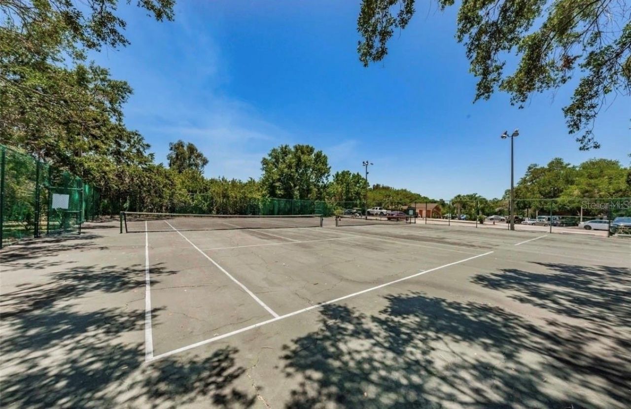 10200 Gandy Boulevard N, Unit 816, Saint Petersburg, FL 33702 Photo