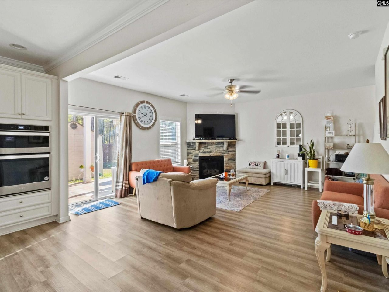 111 Calming Creek Way  Photo 4