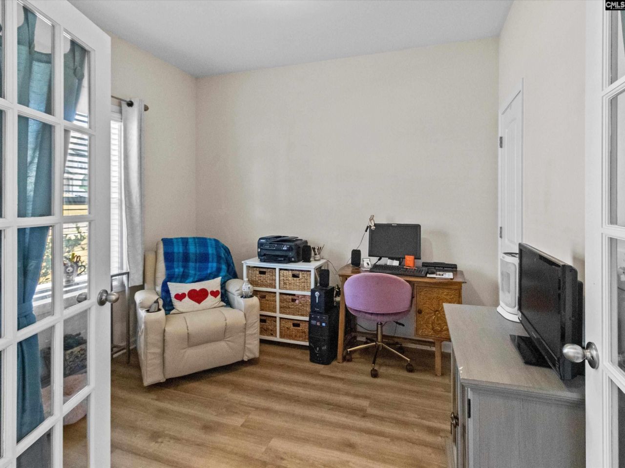 111 Calming Creek Way  Photo 7