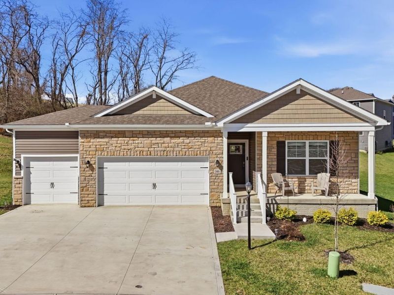 146 Oak Valley Court, Newark, OH 43055 Photo 1