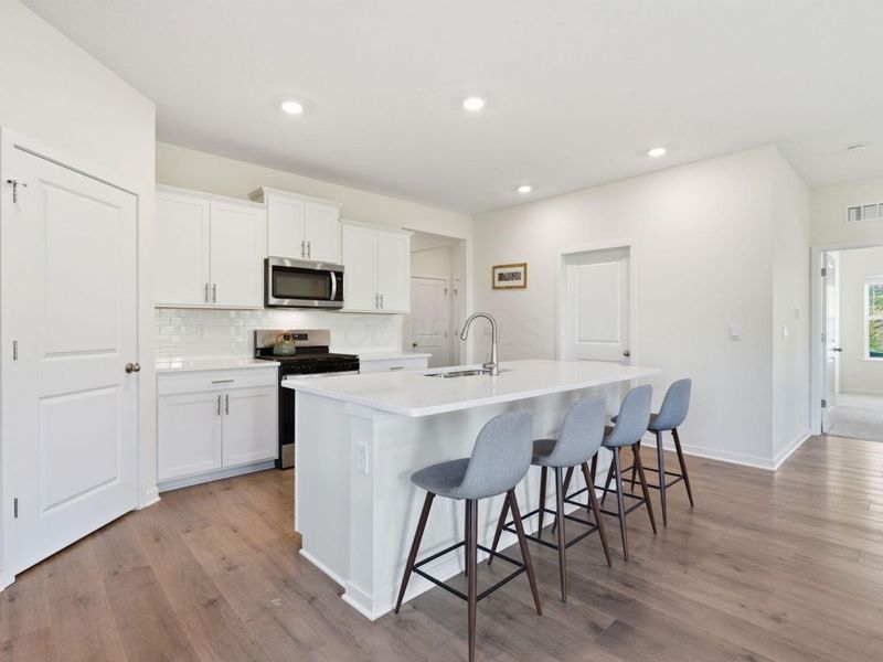 146 Oak Valley Court, Newark, OH 43055 Photo 10