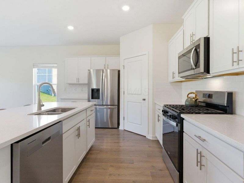 146 Oak Valley Court, Newark, OH 43055 Photo 13