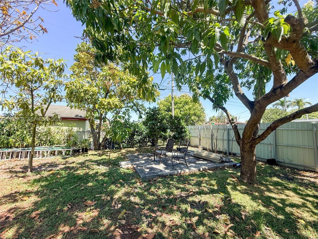 9971 SW 41st Ter , Miami, FL 33165 Photo