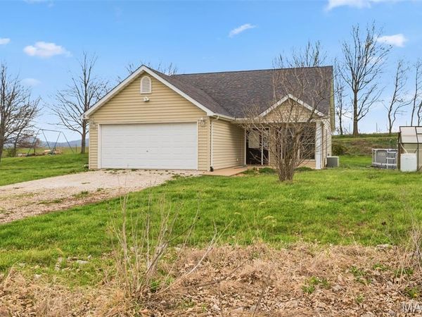655 Highway Jj, Elsberry, MO 63343
