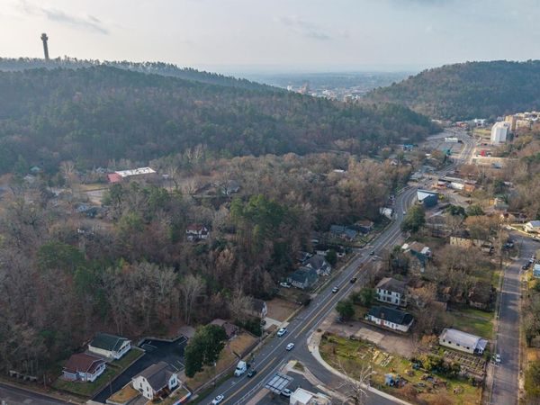 658 Park Avenue, Hot Springs, AR 71901