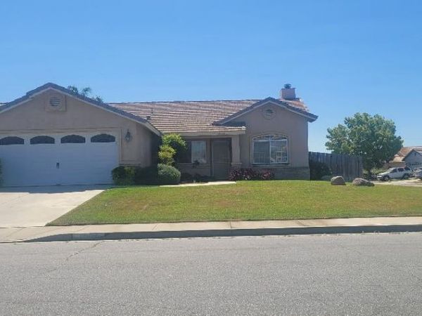 12619 Sawtooth Avenue, Bakersfield, CA 93312