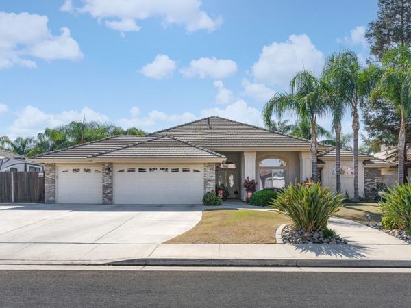 11809 Irwindale Avenue, Bakersfield, CA 93312