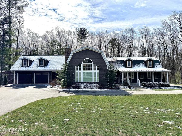 951 MOUNTAIN Road, Richfield, PA 17086