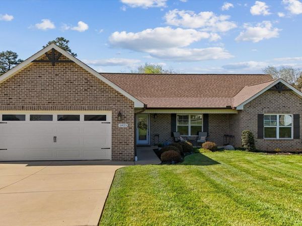 5925 Chester Lane, Maryville, TN 37801