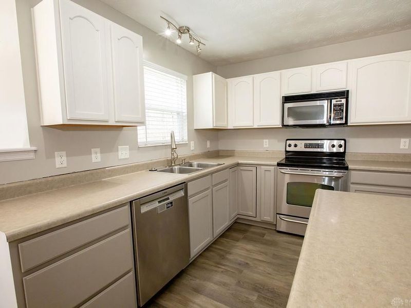 6707 Duryea Court, Huber Heights, OH 45424 Photo 14