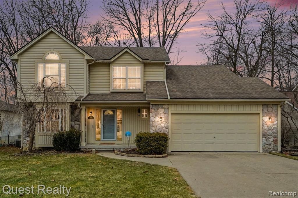 491 River Ridge Drive, Waterford Township, MI 48327 Main Photo