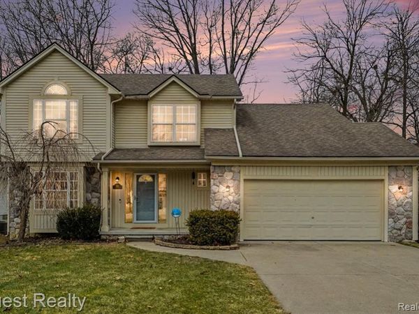 491 River Ridge Drive, Waterford Twp, MI 48327