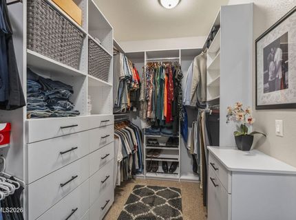 6899 Cinnamon Drive, Sparks, NV 89436 Photo