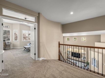 6899 Cinnamon Drive, Sparks, NV 89436 Photo