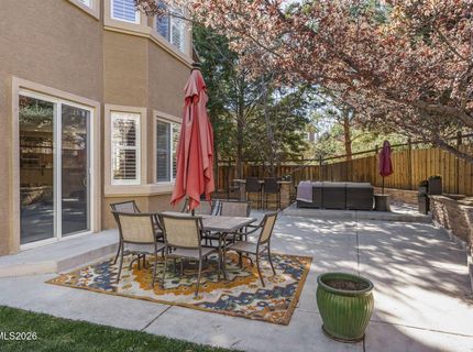 6899 Cinnamon Drive, Sparks, NV 89436 Photo