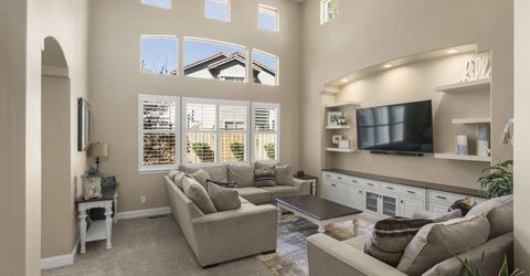 6899 Cinnamon Drive, Sparks, NV 89436 Photo