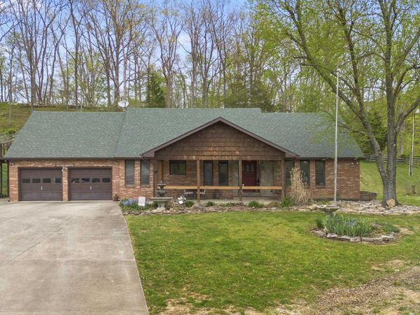 74 Muncy , Ashland, KY 41102