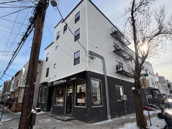 136 Elm St, Newark, NJ 07105