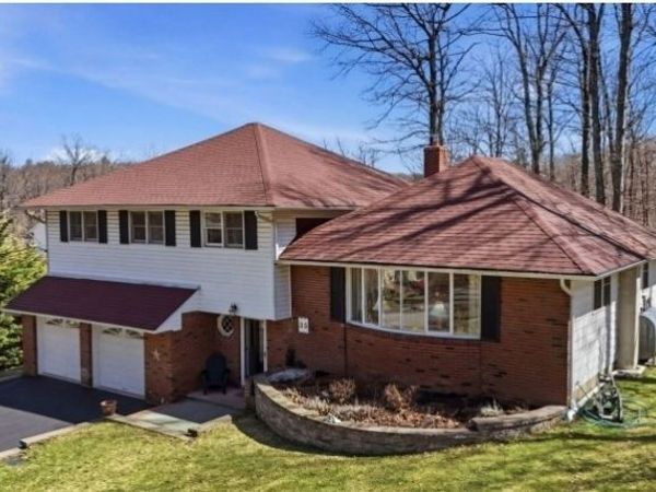 36 Esther Dr, Vernon, NJ 07422