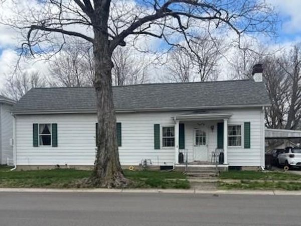 110 W Jamestown Street, South Charleston, OH 45368