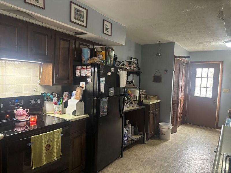 110 W Jamestown Street, South Charleston, OH 45368 Photo 10